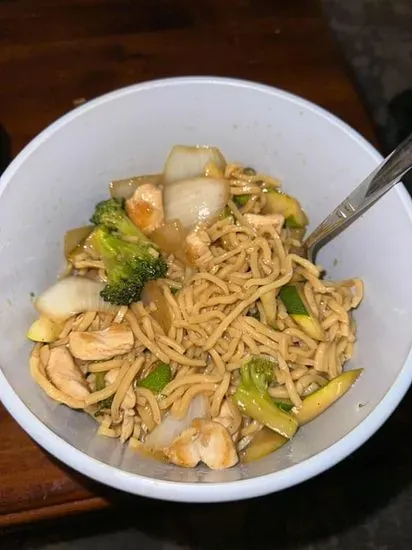 Chicken Lo Mein