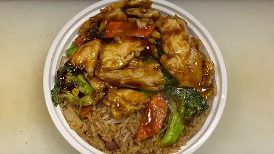 Chicken with Broccoli Lunch午芥兰鸡