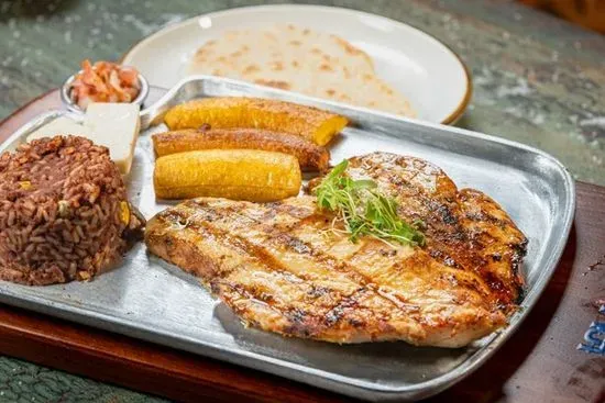 Tipico Pechuga a la Parrilla