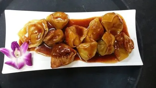 14. Pan Fried Wonton with Garlic Sauce