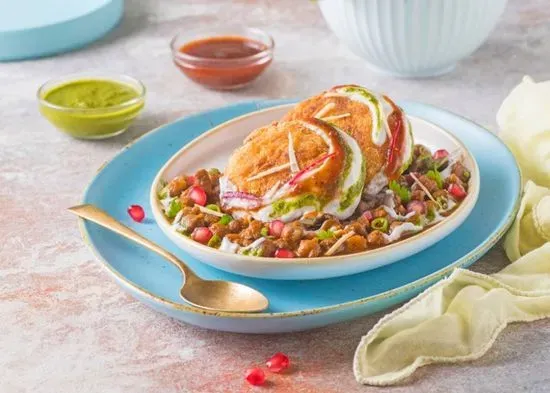 Aloo Tikki Chole Chaat