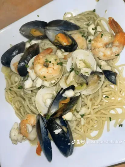 Pesce Di Mare Pasta - Pasta