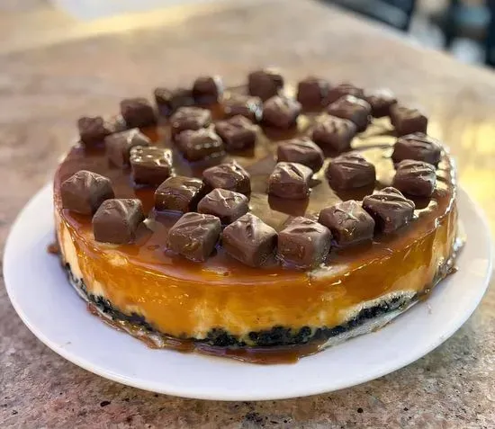 Snickers Cheesecake