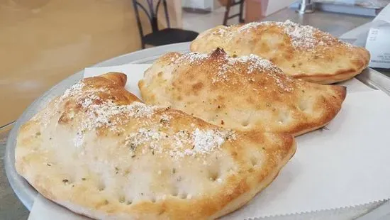 Regular Calzone (Medium)