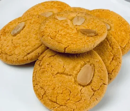 Almond Cookies (4)