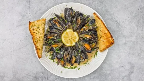 Mussels with Garlic and Wine