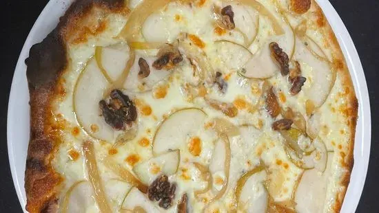 Pear & Gorgonzola Pizza