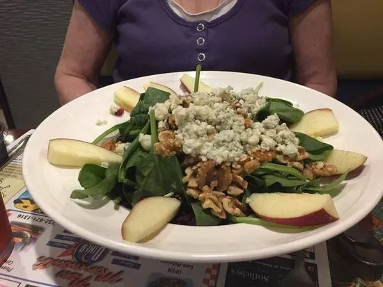 AUTUMN APPLE SPINACH SALAD