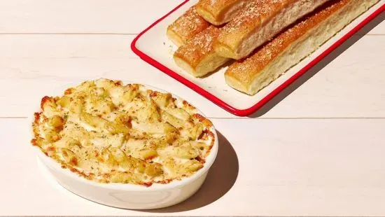 Oven-Baked Cheesy Alfredo Pasta