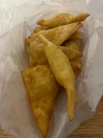 3. Fried Cheese Wonton (8)
