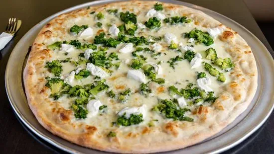 Broccoli & Ricotta Cheese (Medium)