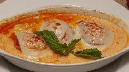 Stuffed Shells with Pink Sauce