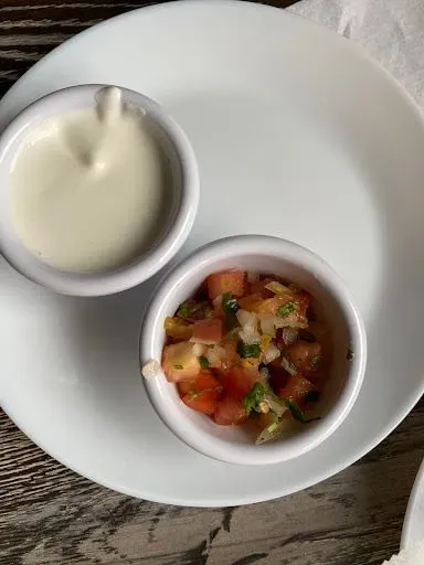 Crema & Pico De Gallo