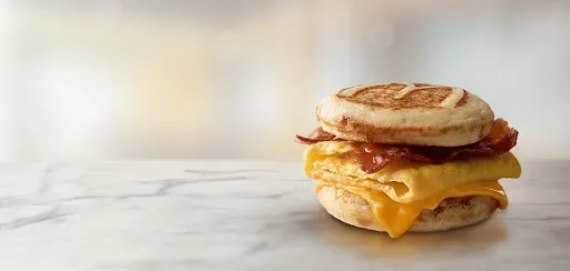 Bacon, Egg & Cheese McGriddles®