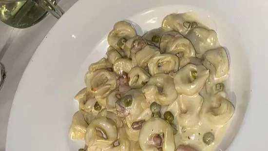 Tortellini Alfredo