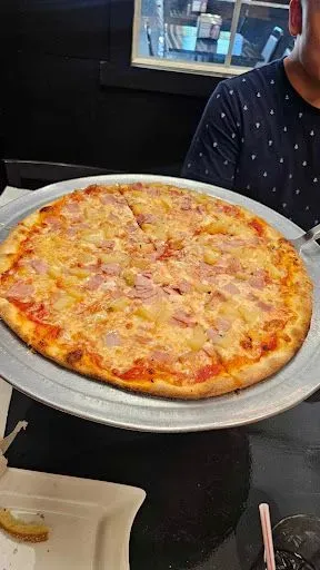 Hawaiian Pizza