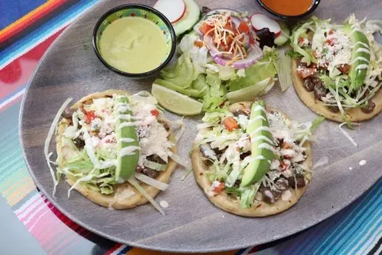 CARNE ASADA SOPES