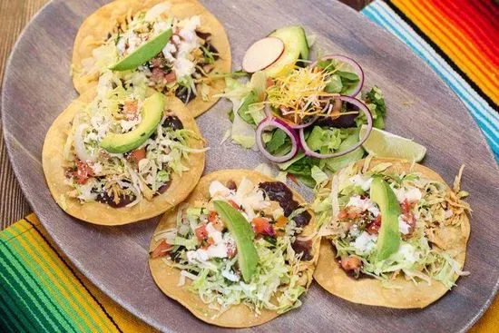 TOSTADAS DE POLLO/CHICKEN