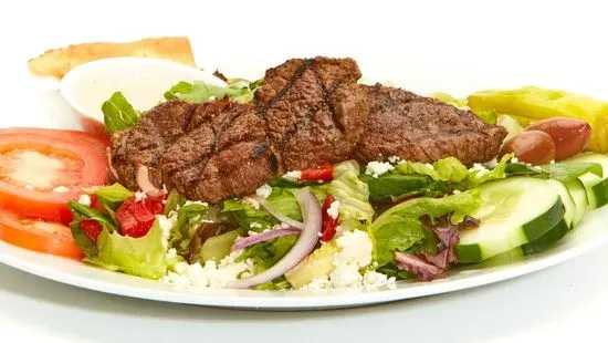 GREEK SALAD w/ GRILLED BEEF