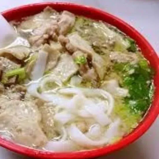 Ho Fun Noodle Soup with