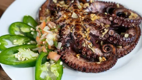 Pulpo al Mojo Ajo