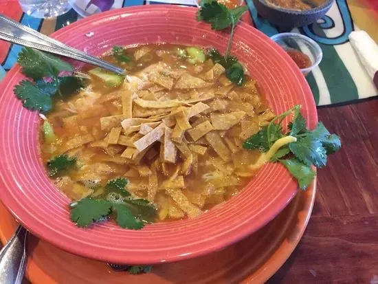 Sopa de Tortilla / Tortilla Soup