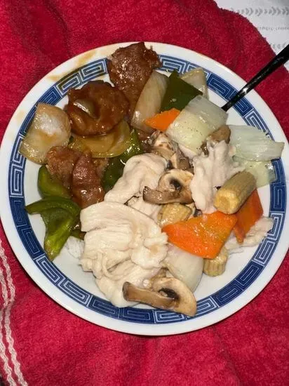 58. Moo Goo Gai Pan