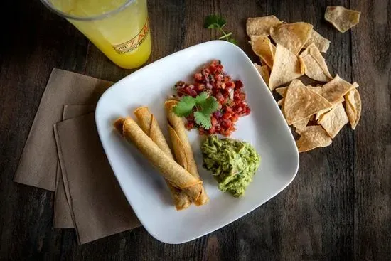 Chicken Taquitos w Salsa and Guac