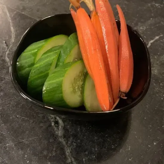 SIDE PICKLED VEG
