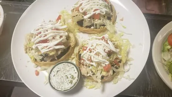 Sopes (3 Pieces)