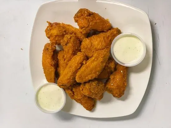 8 Buffalo Wings