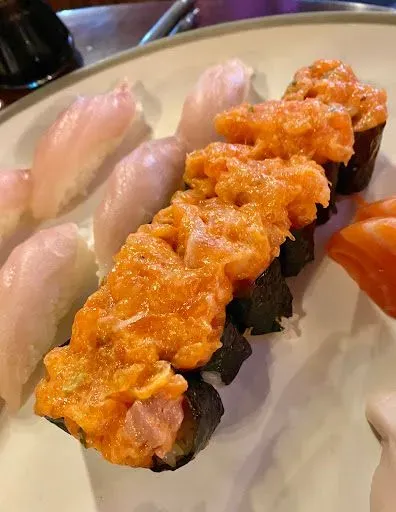 Spicy Salmon Roll