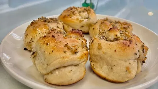 Garlic Knots (5)