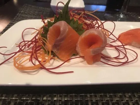 salmon sashimi