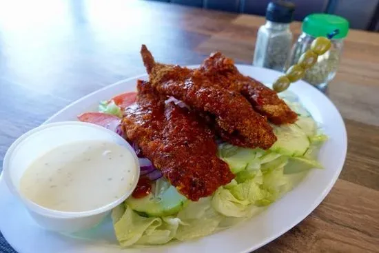 Buffalo Crispy Chicken Salad