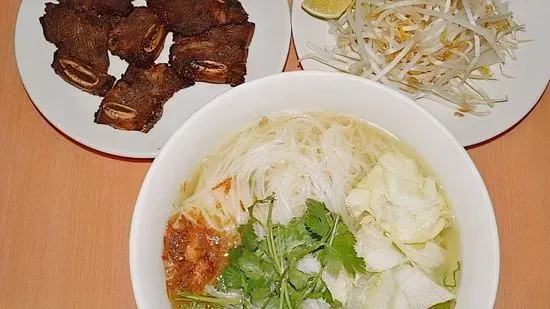 N14. Hu Tieu Bo Nuong