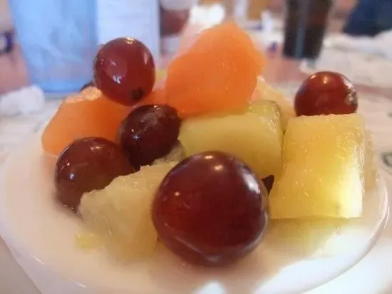 Fresh Fruit Salad Bowl