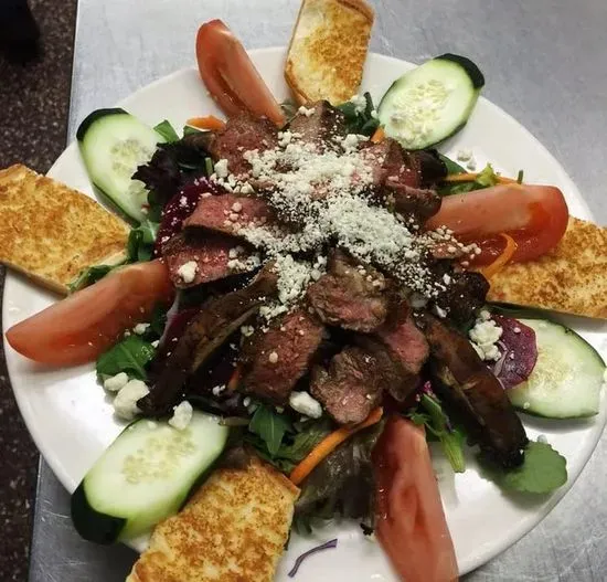 Boston Black & Bleu Salad