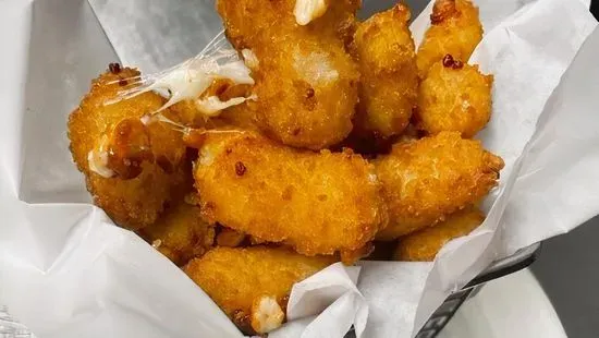 Beer Battered Mozzarella Cheese Curds