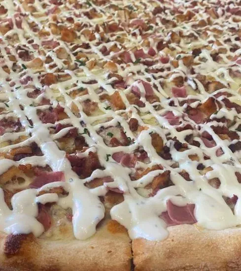 Chicken Cordon Bleu Pizza