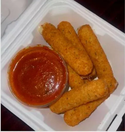 Mozzarella Sticks (6 PC)