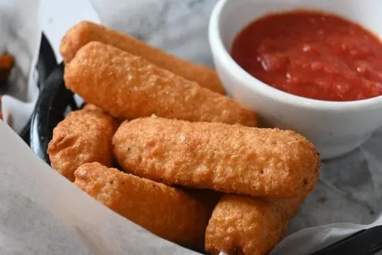 Mozzarella Sticks (7pcs)