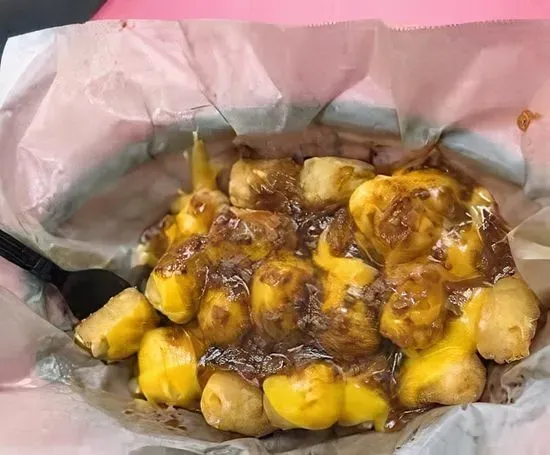 Large Chili Cheese Tots