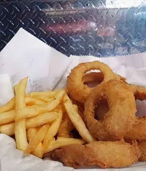 Large Half Fries / Half Onion Rings