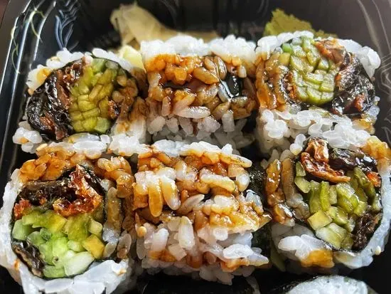 Salmon Skin Roll