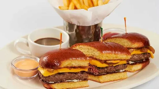 French Dip Cheeseburger