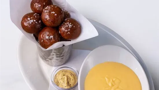 Pretzel Bites with Cheddar Cheese Fondue