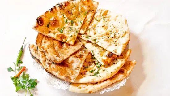 Bread Basket, Naan, Onion Kucha, Aloo Paratha, Roti