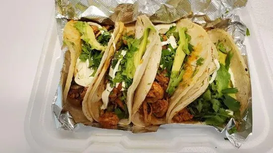 37. Tacos de Tinga