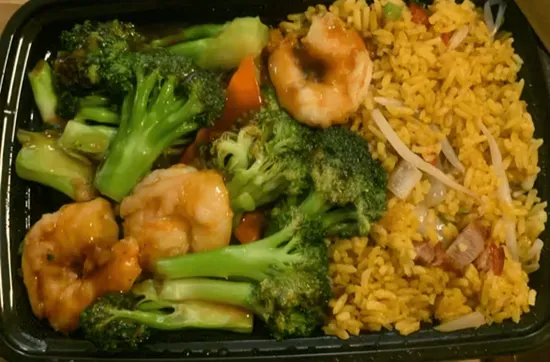 C18. Shrimp With Broccoli